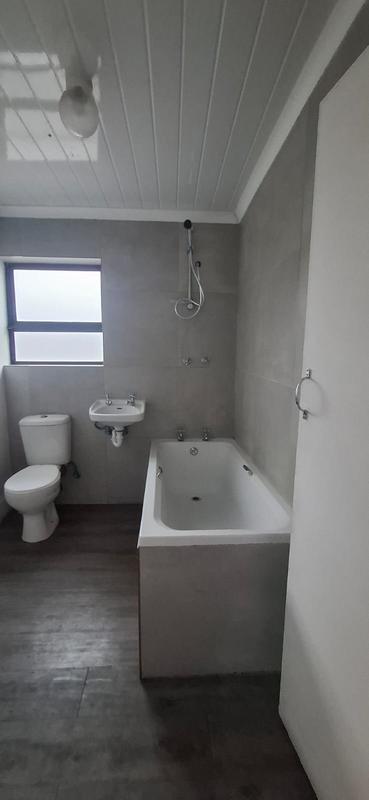 To Let 2 Bedroom Property for Rent in Ruyterwacht Western Cape